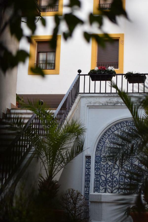 Apartamento Saravia Only Families Cordoba Exterior photo
