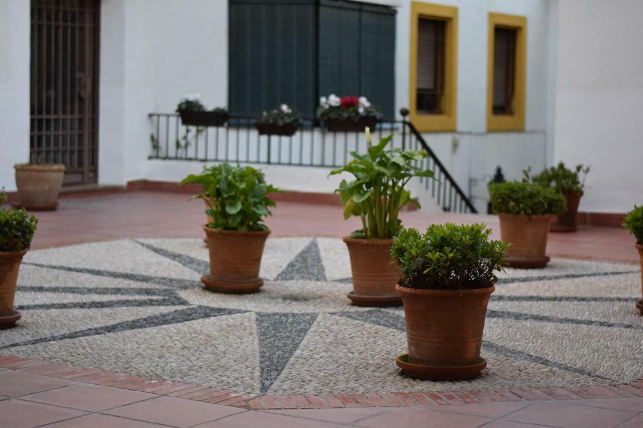 Apartamento Saravia Only Families Cordoba Exterior photo