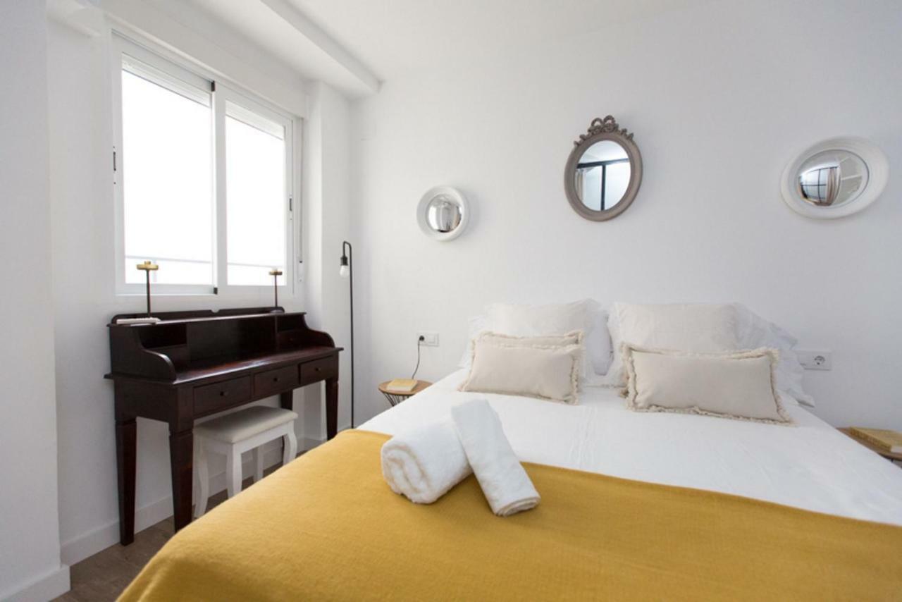 Apartamento Saravia Only Families Cordoba Exterior photo